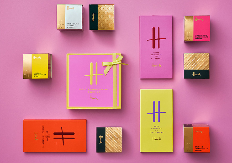 英國聞名的哈羅德（Harrods）巧克力logo設(shè)計(jì)與VI設(shè)計(jì)更新.jpg