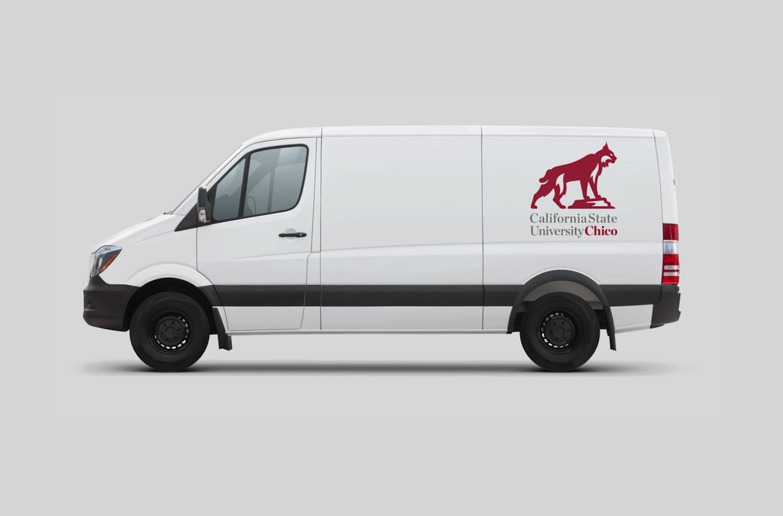 運輸車輛上的猞猁logo.png